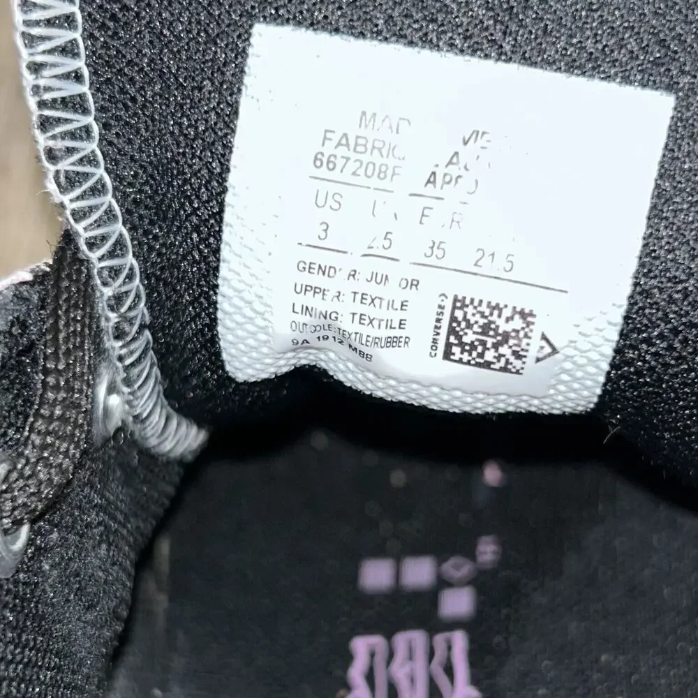 Converse previously owned